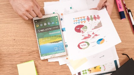 How much do freelancers earn in 2022?